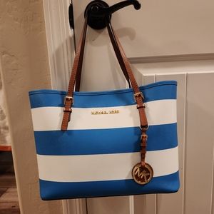 Michael Kors Jet Set Trvl White and Blue